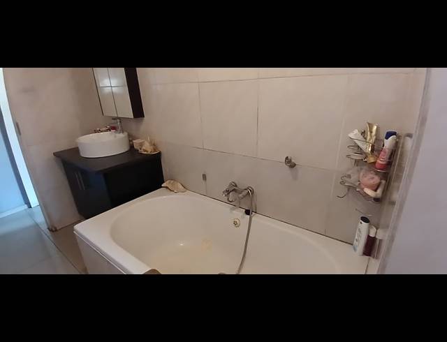 3 BEDROOM FREESTANDING FOR SALE IN MODEL PARK